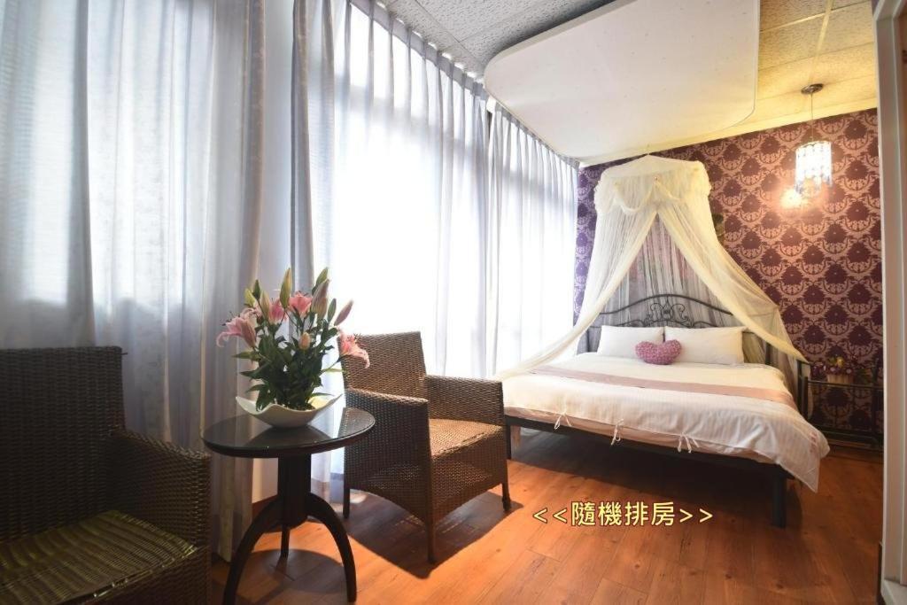 Sun Moon Love Hotel Nantou Luaran gambar